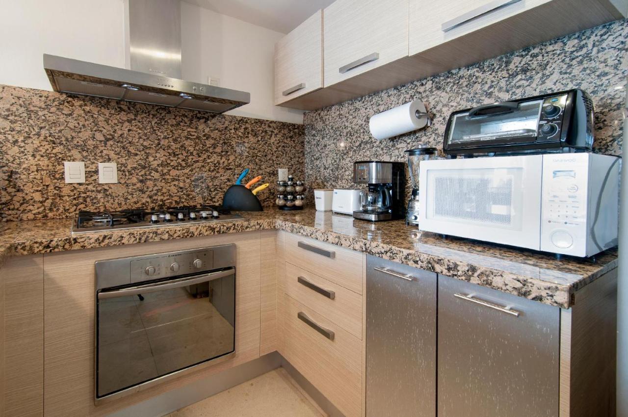 Luxurious & Central Condo In Playa Steps From The Beach Πλάγια Ντελ Κάρμεν Εξωτερικό φωτογραφία